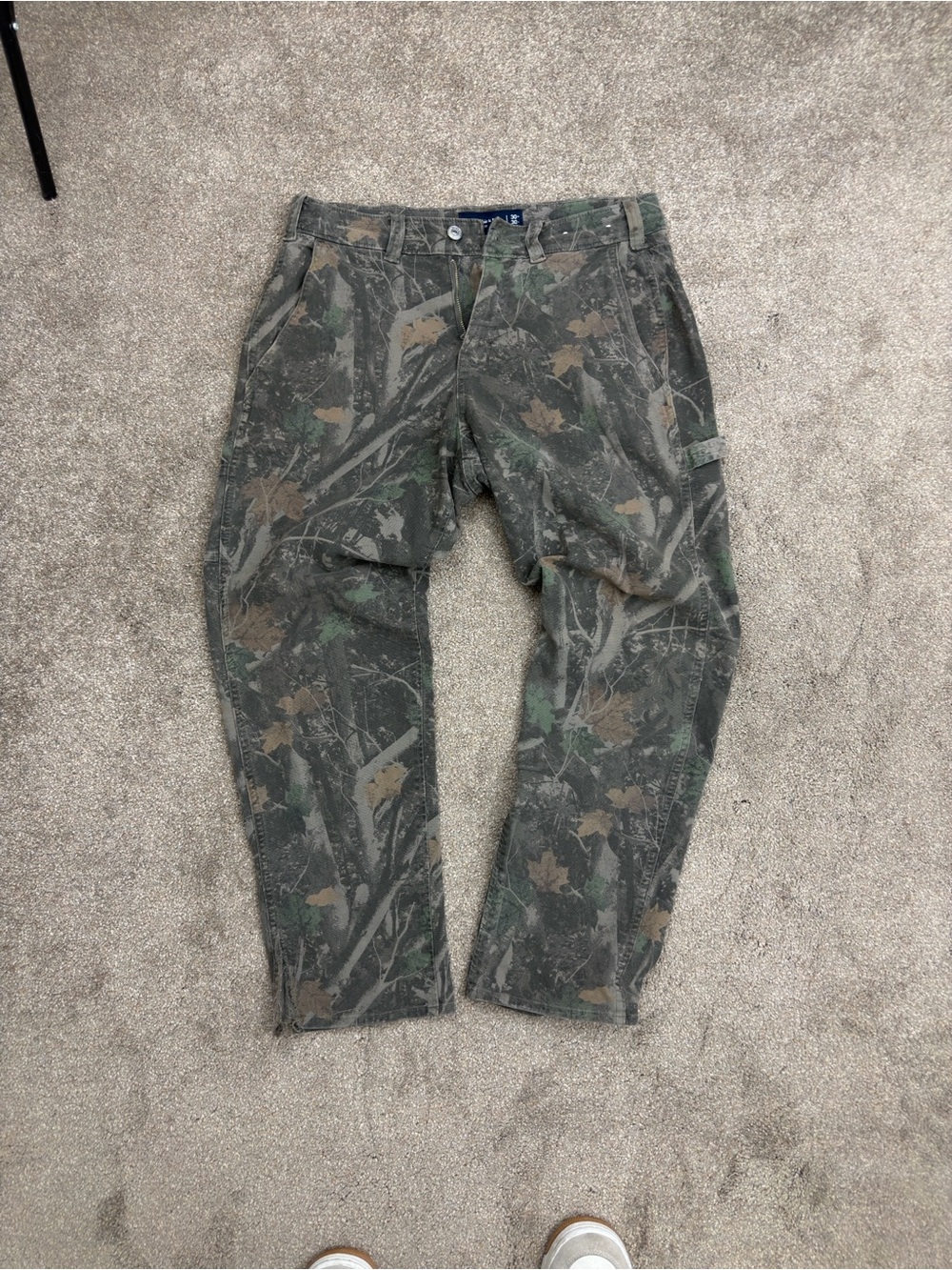 Abercrombie & Fitch Men's Camouflage Cargo Pants - Green & Brown